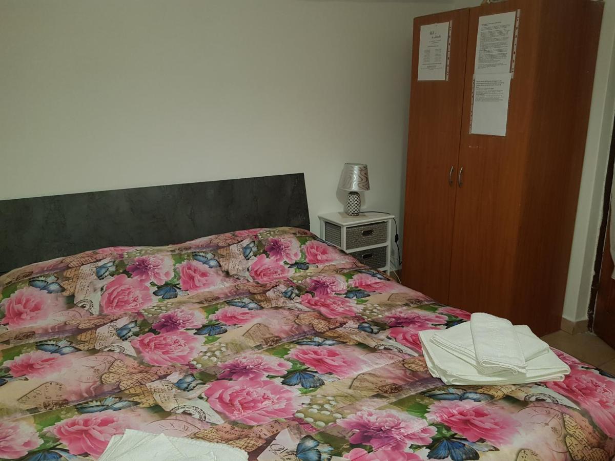 B&B Da Antonella Bosa Esterno foto