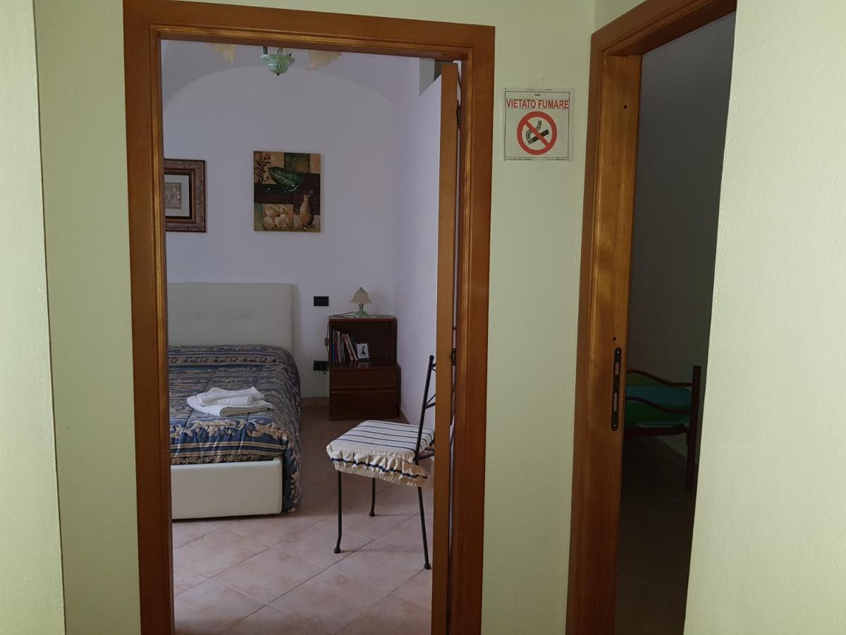 B&B Da Antonella Bosa Esterno foto